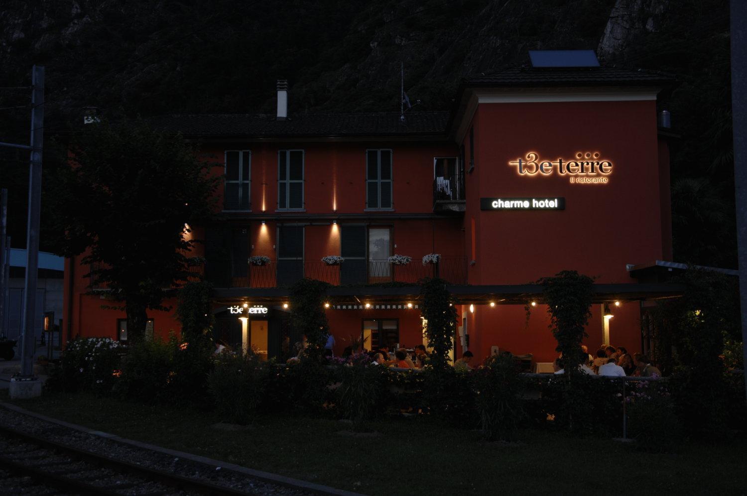 Ristorante Charme Hotel Tre Terre Ponte Brolla Exteriör bild