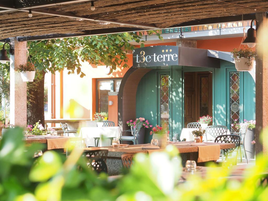Ristorante Charme Hotel Tre Terre Ponte Brolla Exteriör bild